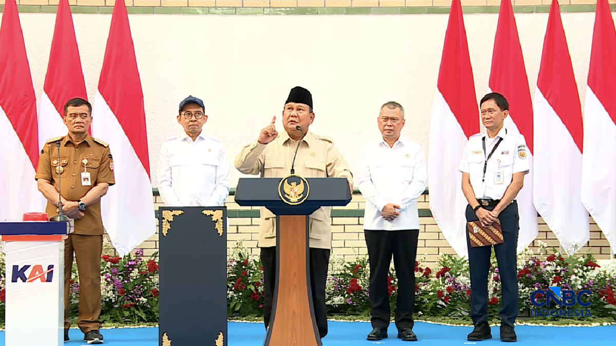 Prabowo Todong Menhub dan Bos KAI Bangun Rel KA Lampung Tembus Aceh