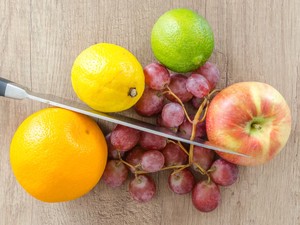 Sering Lapar di Jam 3 Sore? Ini Alasan Buah Cocok Jadi Camilan Andalan