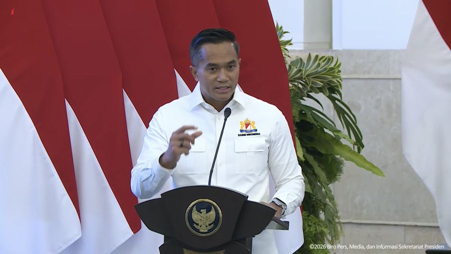 Ketua Umum Kamar Dagang dan Industri Inonesia (KADIN), Anindya Novyan Bakrie menyampaikan pemaparan saat melakukan pertemuan Pengusaha KADIN Pusat dan Daerah Seluruh Indonesia bersama Presiden Prabowo Subianto di Istana Merdeka, Jakarta, Jumat (31/7/