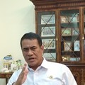 Menteri Pertanian (Mentan) Amran Sulaiman saat ditemui di kediamannya, Jakarta, Jumat (31/7/2026) . (CNBC Indonesia/Martyasari Rizki)