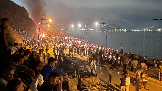 Chaos! Spanyol Diserbu Migran Maroko, Tentara Turun-Korban Berjatuhan