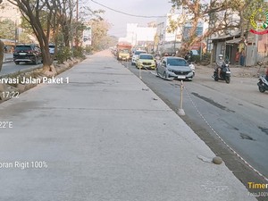 Kenapa Jalan Aroepala Makassar Dibeton tapi Hertasning Diaspal? Ini Alasannya