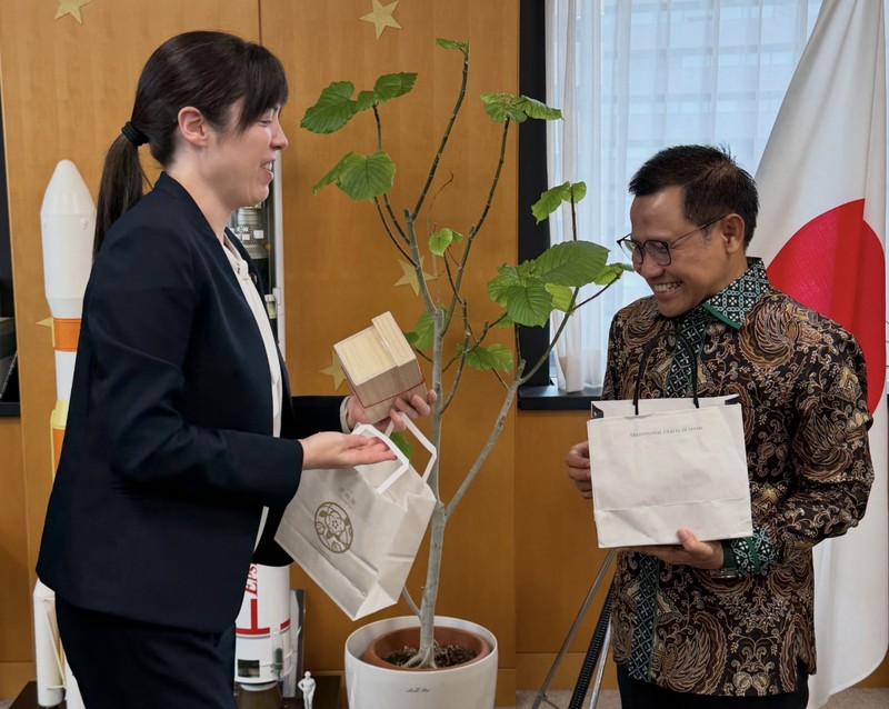 Pemerintah Indonesia dan Jepang memperkuat kemitraan strategis melalui pengembangan sumber daya manusia (SDM) dan talenta global. Komitmen tersebut mengemuka dalam pertemuan dengan Menteri Jepang untuk Society of Well-Ordered and Harmonious Coexistence with Foreign Nationals, Kimi Onoda. (Instagram/caiminow)