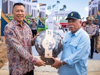 Perusahaan penanaman modal asing (PMA) asal Tiongkok, PT Star Bright International Investment, resmi memulai konstruksi proyek kawasan terpadu senilai Rp1,25 triliun di Sub WP 1B Kawasan Inti Pusat Pemerintahan (KIPP) IKN, Rabu (15/07/2026). (Dok. Hu