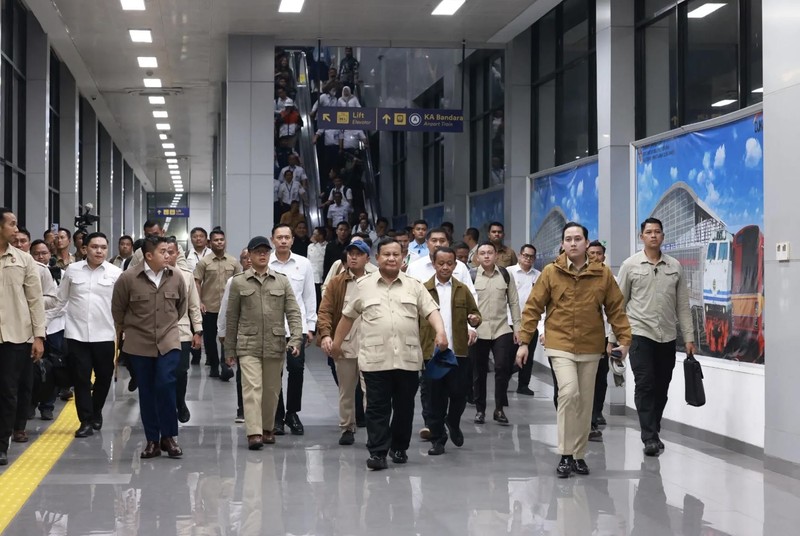 Presiden Prabowo Subianto kembali ke Jakarta menggunakan KA Nusantara Explorer. (Dok: Sekretariat.Kabinet)