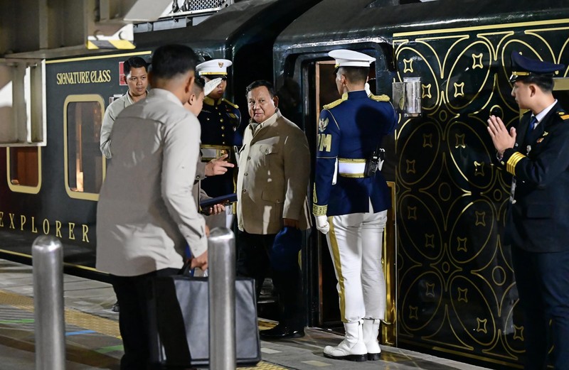 Presiden Prabowo Subianto kembali ke Jakarta menggunakan KA Nusantara Explorer. (Dok: Sekretariat.Kabinet)