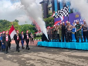 Video Polda Riau Gandeng 81 Mahasiswa-Ojol di Misi Ekspedisi Merah Putih