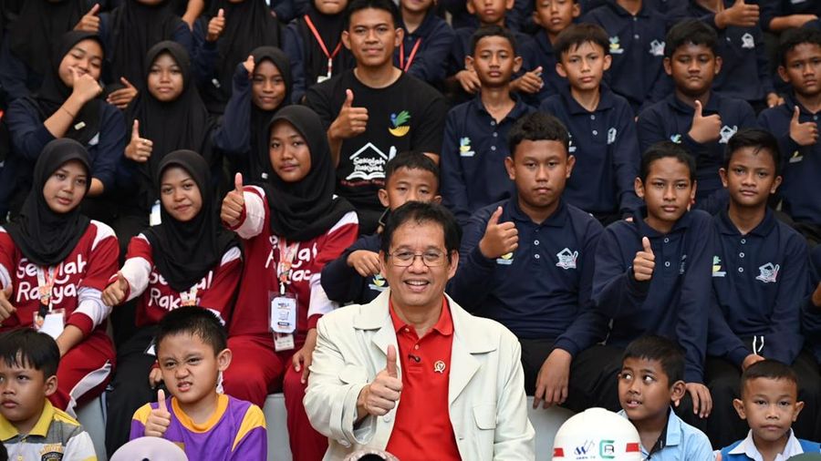 Menkeu Kunjungi Sekolah Rakyat Surabaya, Pastikan  Asrama dan Kelas Layak Guna . (Dok Kemenkeu)