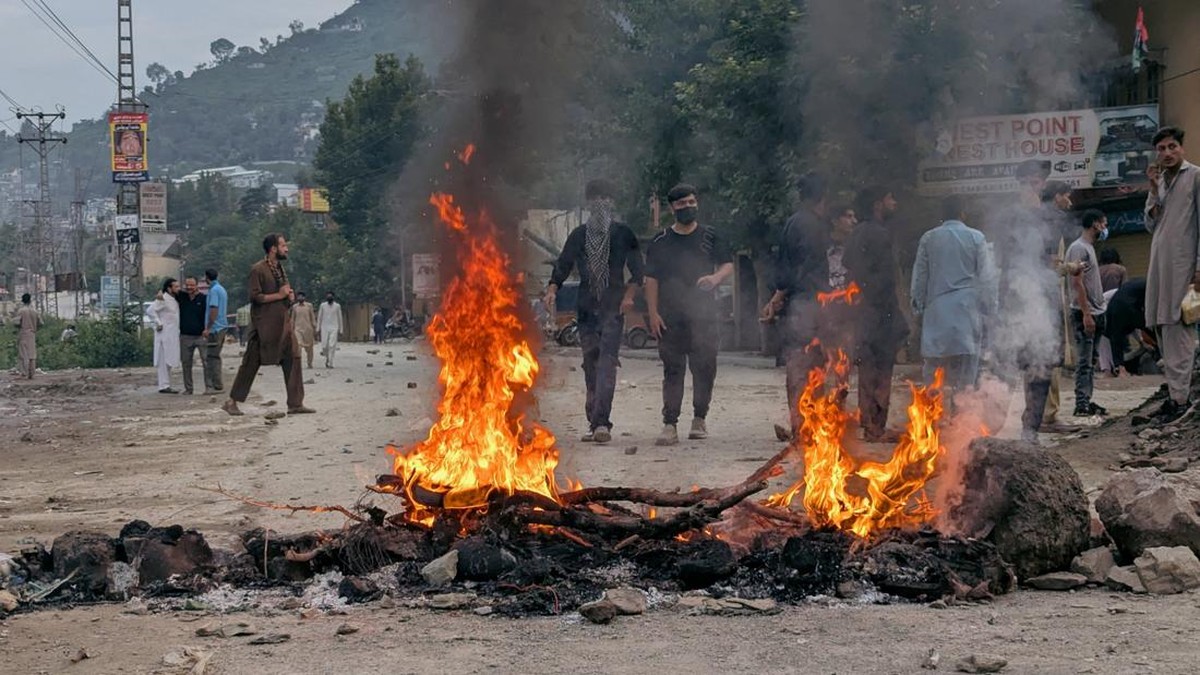 Demo Chaos di Raksasa Nuklir Muslim: Massa Ditembak-30 Tewas
