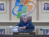 Deputi Bidang Statistik Distribusi dan Jasa, Ateng Hartono saat menyampaikan rilis BPS pada Senin (3/7/2026). (Tangkapan Layar Youtube/BPS Statistics)