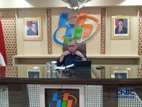 Deputi Bidang Statistik Distribusi dan Jasa, Ateng Hartono saat menyampaikan rilis BPS pada Senin (3/7/2026). (CNBC Indonesia/Robertus Andrianto Serin)