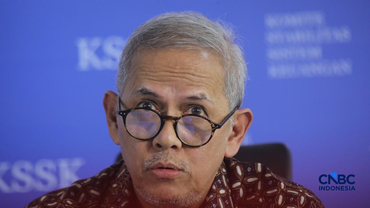 Bos LPS Blak-blakan Soal CIU BPR hingga FenomenaMakan Tabungan
