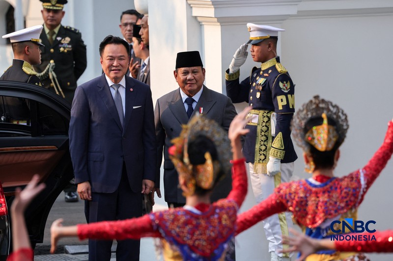 Upacara penyambutan kenegaraan kunjungan Perdana Menteri Thailand Anutin Charnvirakul digelar di Istana Merdeka, Jakarta Pusat, Senin (3/8/2026). (REUTERS/Willy Kurniawan)