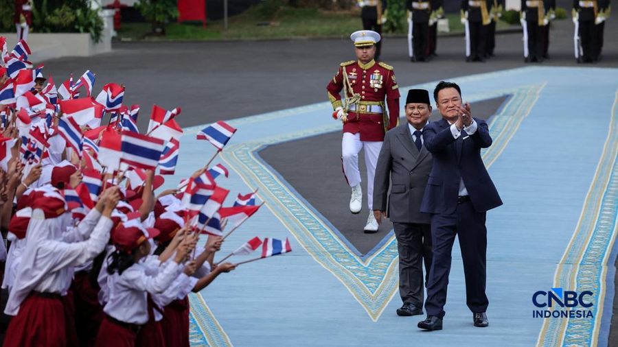 Upacara penyambutan kenegaraan kunjungan Perdana Menteri Thailand Anutin Charnvirakul digelar di Istana Merdeka, Jakarta Pusat, Senin (3/8/2026). (REUTERS/Willy Kurniawan)