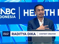 Cerita Raditya Dika Jaga Kesehatan Gigi, Abis Ngopi Langsung Sikat Gigi