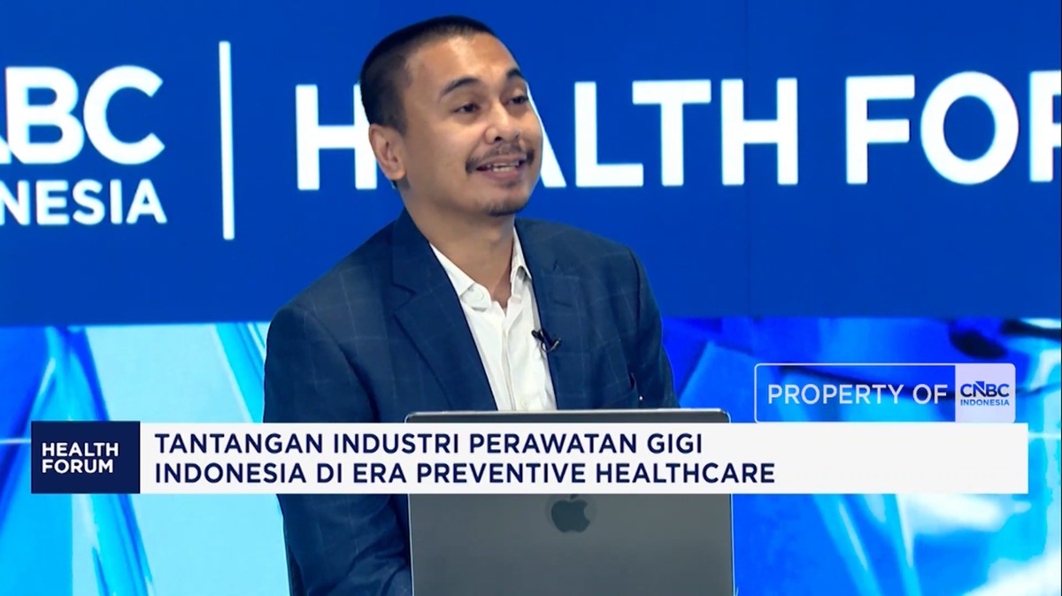 Video: Bikin Percaya Diri, Intip Cara Raditya Dika Pilih Pasta Gigi