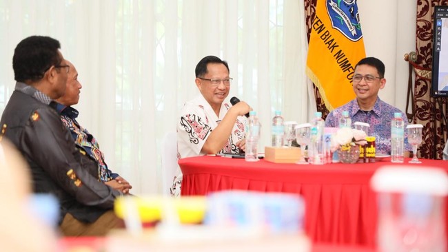 Mendagri Pastikan Akurasi Data KTP untuk Bansos di Biak Numfor