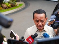 Presiden Prabowo Subianto menerima Menteri Energi dan Sumber Daya Mineral (ESDM) Bahlil Lahadalia di Kompleks Istana Kepresidenan Jakarta pada Selasa, 4 Agustus 2026. (Tangkapan layar Instagram)