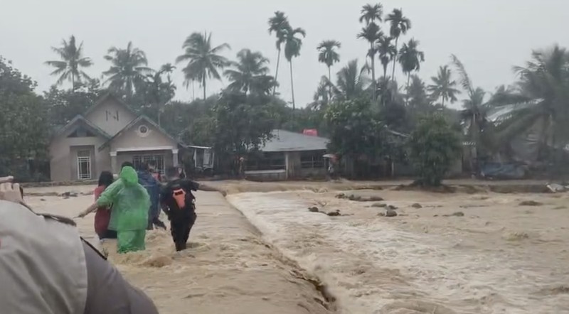 Kondisi banjir yang merendam permukiman warga di Kabupaten Tapanuli Tengah, Sumatera Utara, Senin (3/8/2026). (Dok. BPBD Kabupaten Tapanuli Tengah)