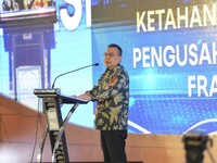 Foto: Wakil Ketua Dewan Perwakilan Rakyat dari Fraksi Gerakan Indonesia Raya Sufmi Dasco Ahmad menghadiri Rapat Kerja Koordinasi Nasional (Rakerkornas) Asosiasi Pengusaha Indonesia (Apindo) di Hotel Claro, Kota Makassar, Provinsi Sulawesi Selatan, Se