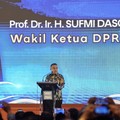 Wakil Ketua Dewan Perwakilan Rakyat dari Fraksi Gerakan Indonesia Raya Sufmi Dasco Ahmad menghadiri Rapat Kerja Koordinasi Nasional (Rakerkornas) Asosiasi Pengusaha Indonesia (Apindo) di Hotel Claro, Kota Makassar, Provinsi Sulawesi Selatan, Selasa (