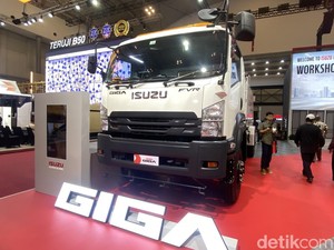 Saran Isuzu saat Truk Tenggak B50