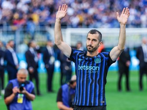Mkhitaryan Pengin Juara Liga Champions Sebelum Pensiun