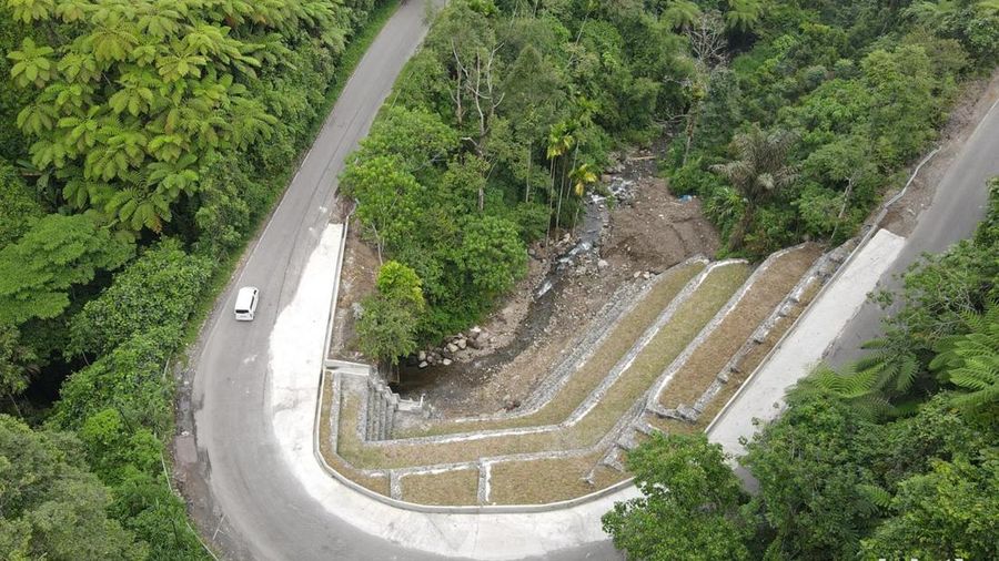 Jalur Lembah Anai resmi dibuka untuk seluruh jenis kendaraan mulai Senin (27/7), setelah sebelumnya mobilitas di kawasan tersebut terganggu akibat bencana.