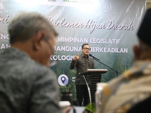 Wamendagri Bima Arya Dorong DPRD Wujudkan Pembangunan Berkeadilan Ekologis