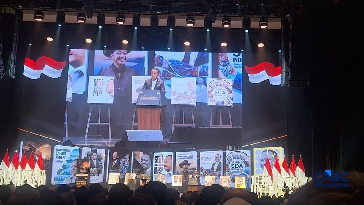 Bahlil Luncurkan Buku 10 Karya Nyata untuk Negeri, Ini Isinya