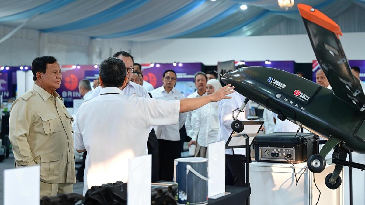 Saat Prabowo Tinjau Alutsista Canggih BRIN, Drone hingga Satelit