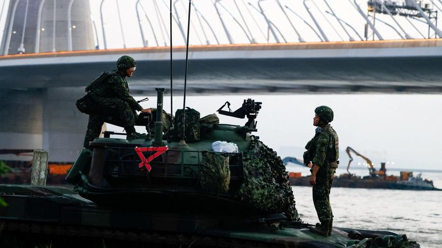 Taiwan mulai melaksanakan latihan militer tahunan terbesar bertajuk Han Kuang, Jumat (7/8/2026). Latihan ini bagian dari upaya meningkatkan kesiapsiagaan menghadapi potensi invasi China. (REUTERS/Tsai Hsin-Han)