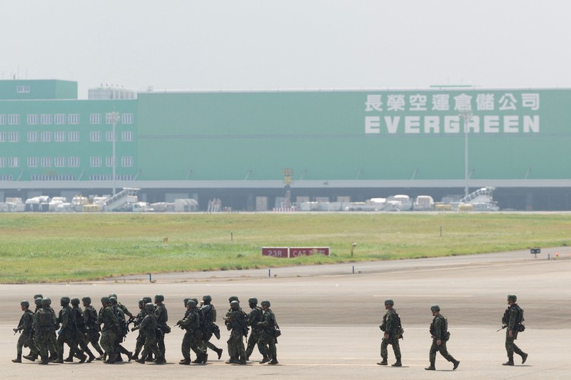 Taiwan mulai melaksanakan latihan militer tahunan terbesar bertajuk Han Kuang, Jumat (7/8/2026). Latihan ini bagian dari upaya meningkatkan kesiapsiagaan menghadapi potensi invasi China. (REUTERS/Tsai Hsin-Han)