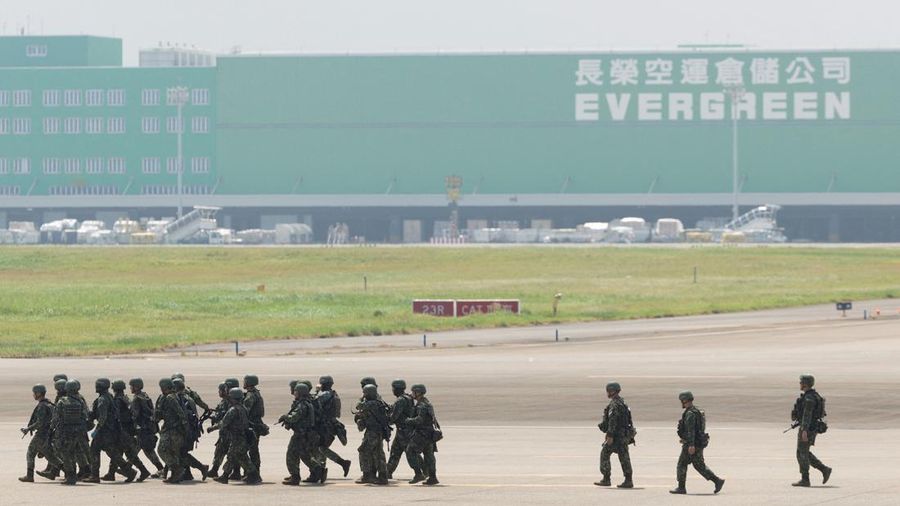 Taiwan mulai melaksanakan latihan militer tahunan terbesar bertajuk Han Kuang, Jumat (7/8/2026). Latihan ini bagian dari upaya meningkatkan kesiapsiagaan menghadapi potensi invasi China. (REUTERS/Tsai Hsin-Han)