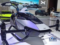 X-Peng Mobil Terbang X2 di GIIAS 2026. (CNBC Indonesia/Ferry Sandi)