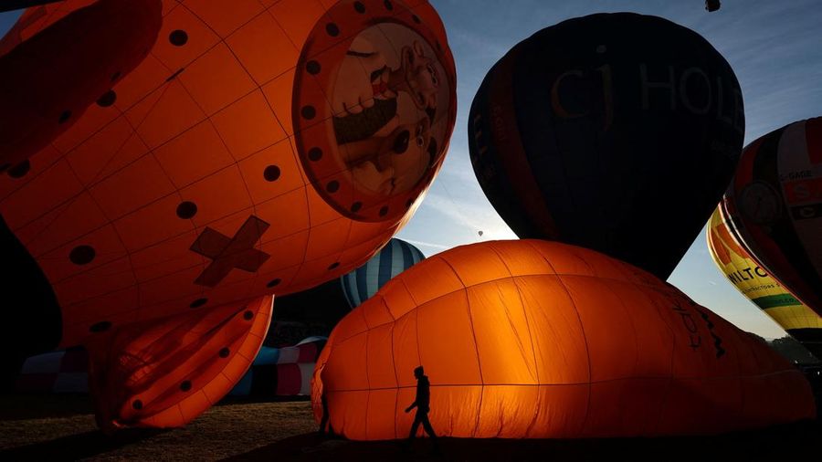 Balon udara panas berpartisipasi dalam peluncuran massal pada acara tahunan Bristol International Balloon Fiesta di Bristol, Inggris, pada 8 Agustus 2026.