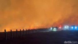 Bromo Ditutup Total, Bagaimana Nasib Wisatawan yang Sudah Beli Tiket?