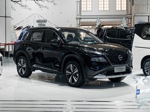 Menilik Kelebihan Nissan X-Trail, Lawan Honda CR-V Cs