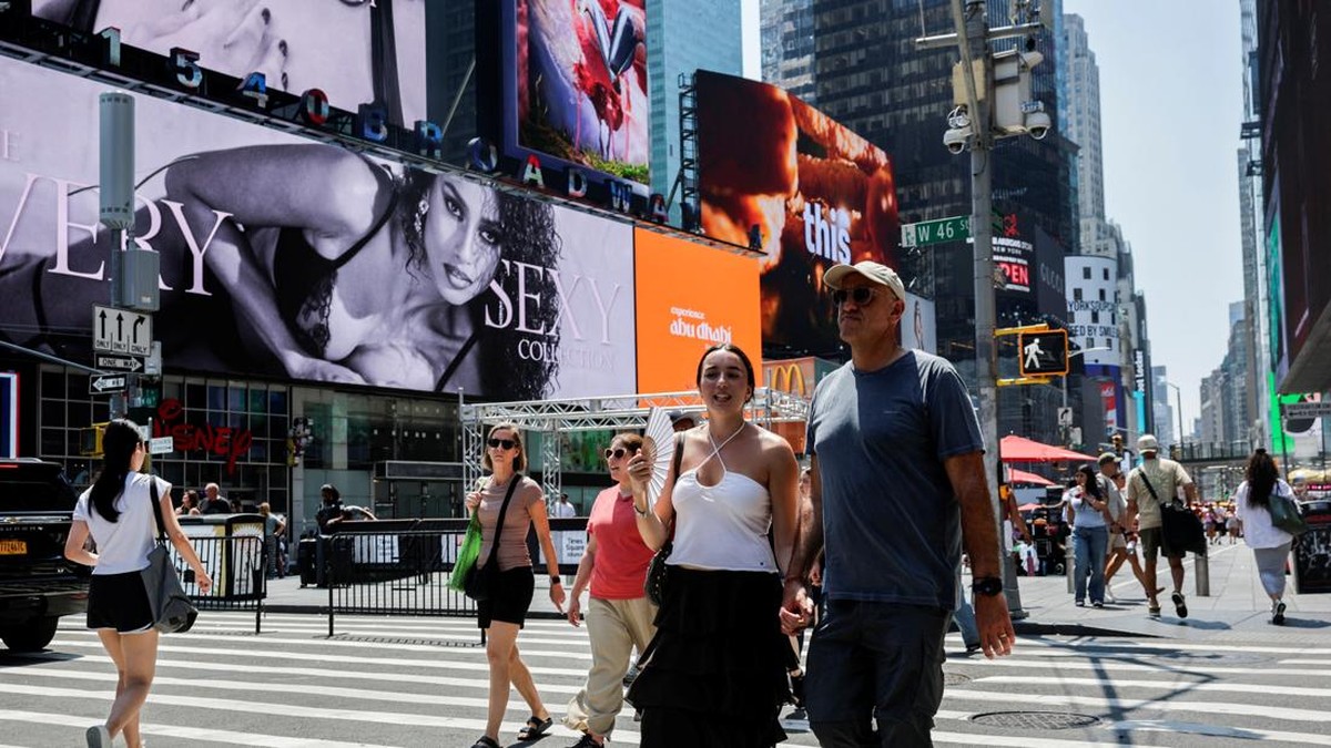 Petaka Cuaca Kepung New York, Panas Sampai 38 Derajat Celsius