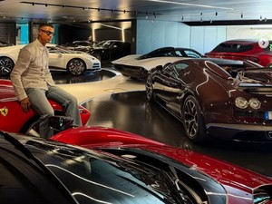 Ada Bugatti Rp 170 M di Garasi Rumah Cristiano Ronaldo