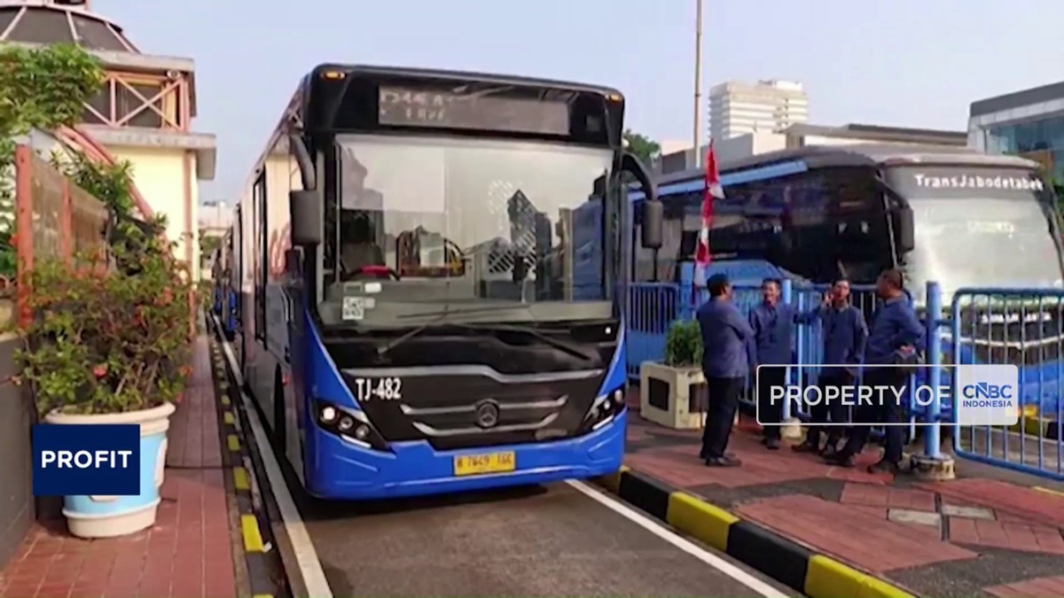 Video: 17 Agustus, Naik Transportasi Umum di Jakarta Hanya Rp 1