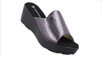 Takut Jatuh Pakai Heels ke Acara Formal? Coba Sandal Wedges Ini