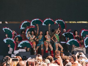 Slay! no na Debut Lagu Honk! Sampai Ajak Bule Ngomong Jawa di HITC Los Angeles