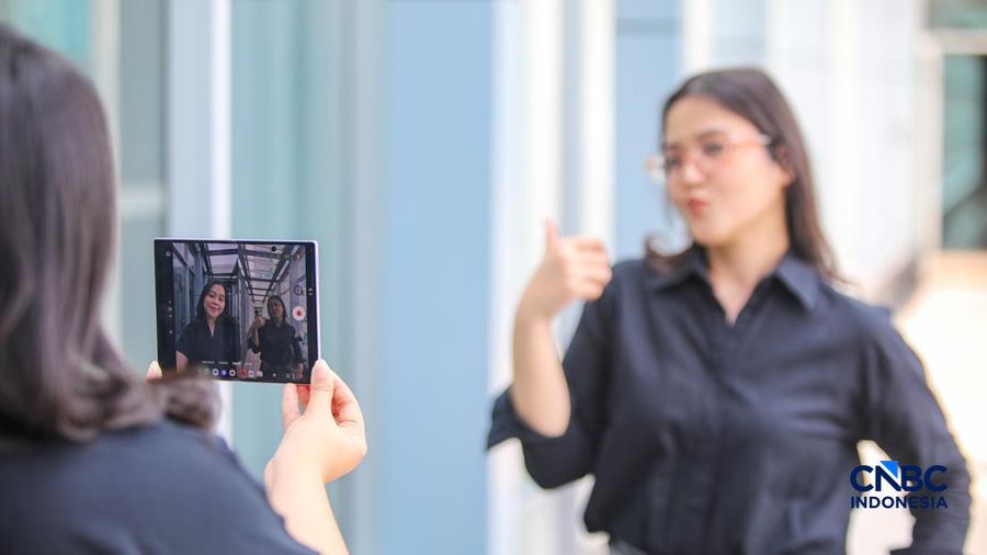 Samsung Galaxy Z Fold8. (CNBC Indonesia/Faisal Rahman)