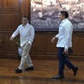 Sekretaris Kabinet Teddy Indra Wijaya menerima kedatangan pengusaha nasional Andi Syamsuddin Arsyad, yang dikenal dengan sapaan Haji Isam, di Kantor Sekretariat Kabinet, Jakarta, Minggu siang, 9 Agustus 2026. (Instagram/sekretariat.kabinet)