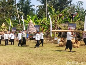 Nyuguh, Cara Warga Kampung Adat Kuta Ciamis Rawat Adat dan Alam