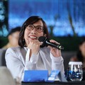 Acting CEO PT Home Credit Indonesia, Sylvia Lazuarni saat menyampaikan pemaparan dalam Multifinance CEO Gathering 2026 di Jakarta, Selasa (11/8/2026). (CNBC Indonesia/Tri Susilo)