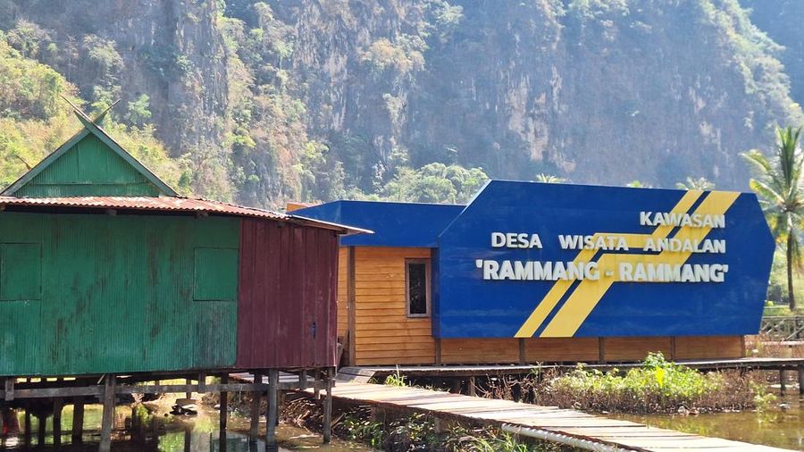 Desa Wisata Rammang-Rammang