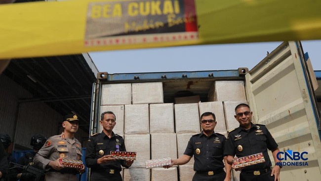Bea Cukai Gagalkan 8,96 Juta Rokok Ilegal, Negara Nyaris Rugi Rp8,6 M
