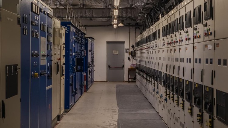 Saham Data Center Mendadak Tumbang Serentak, Ini Penyebabnya